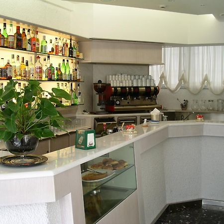 Hotel Della Citta Et De La Ville Forli Bagian luar foto