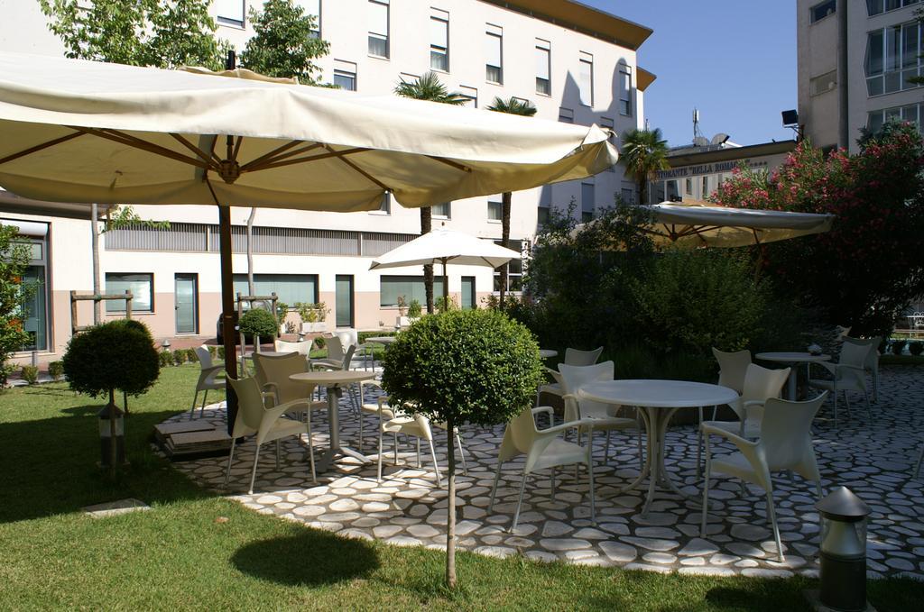 Hotel Della Citta Et De La Ville Forli Bagian luar foto