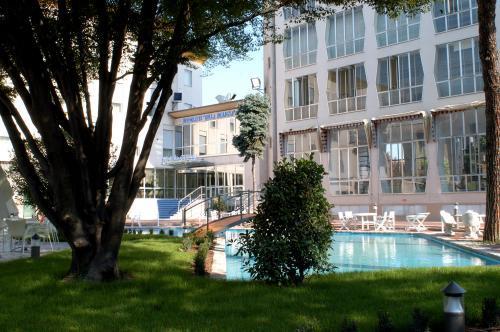 Hotel Della Citta Et De La Ville Forli Bagian luar foto